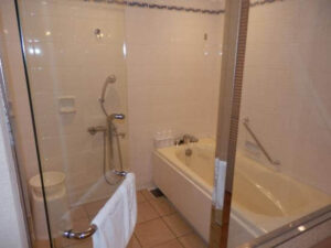 ホテル日航アリビラのバスルーム